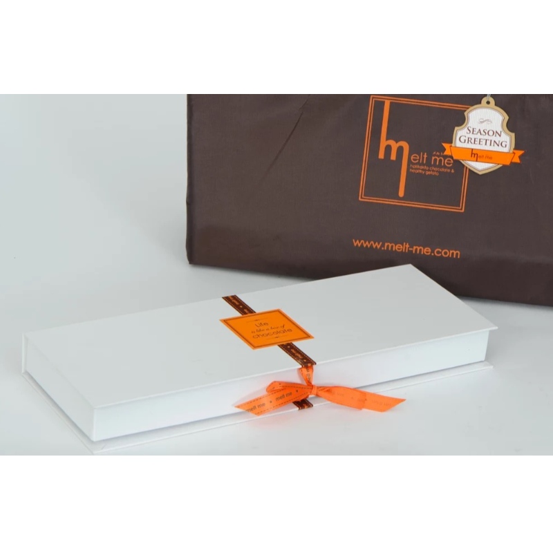 роскошная картонная подарочная упаковка с нестандартной печатью и размером
